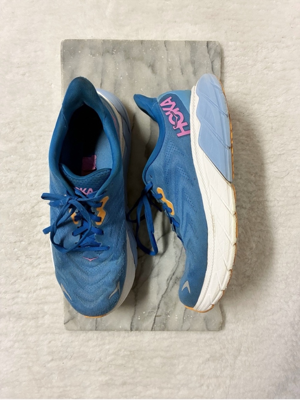 Hoka Arahi 6 Stability Running Shoes Size 9 Coastal Sky Blue